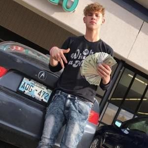 Meet your Posher, Colby